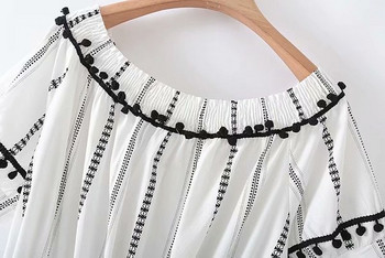 Alkalmi női rövid ruha rövid ujjal és csupasz vállú fehér színben