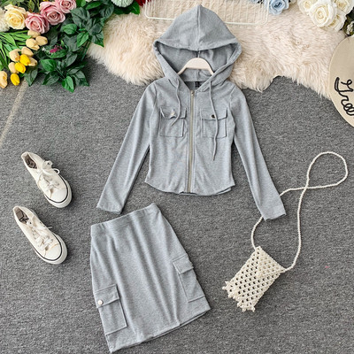 Két részből álló női sportkészlet fehér, szürke és fekete színben