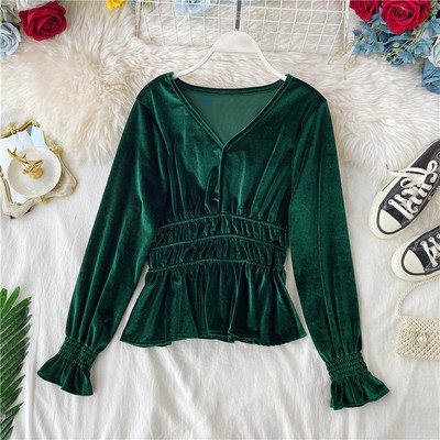 Μοντέρνα μπλούζα βελούδο με λαιμόκοψη σε διάφορα χρώματα
