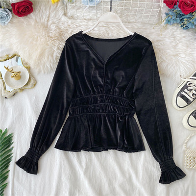 Μοντέρνα μπλούζα βελούδο με λαιμόκοψη σε διάφορα χρώματα