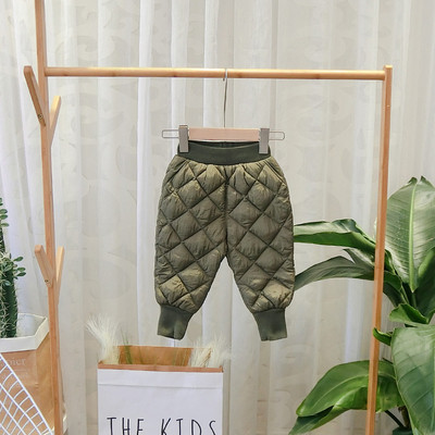 Αθλητικό παιδικό παντελόνι  για αγόρια σε μαύρο, πράσινο και καφέ χρώμα