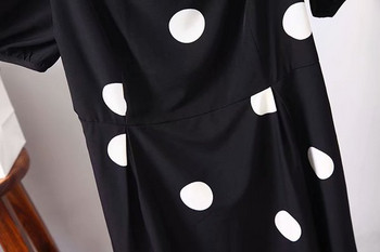 Alkalmi női rövid ruha O-nyakkal, fekete színben