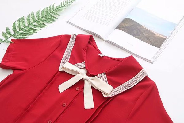 Casual γυναικείο κοντό φόρεμα  με O-λαιμόκοψη σε κόκκινο και μαύρο χρώμα