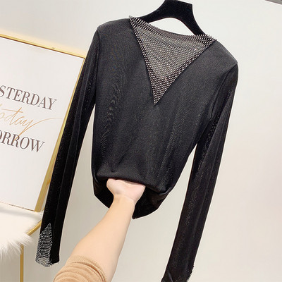 Μοντέρνα γυναικεία μπλούζα με τρούξ σε τρία χρώματα