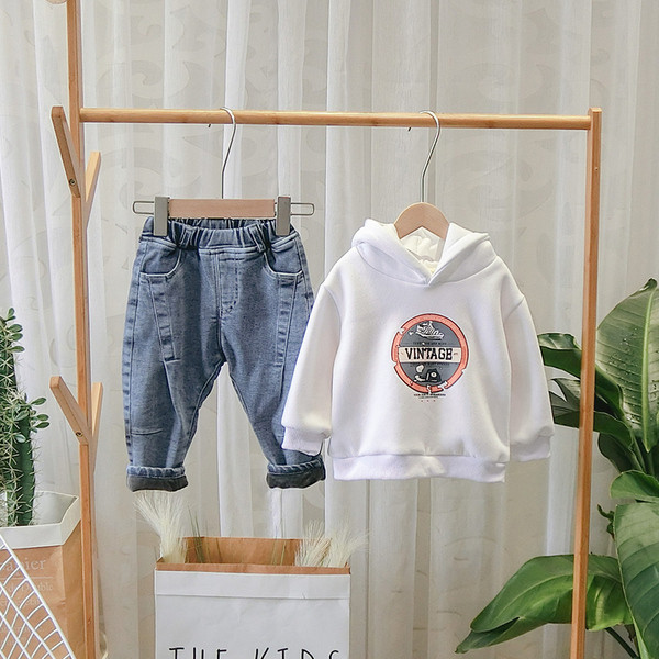 Casual παιδικό φούτερ με εκτύπωση και κουκούλα σε λευκό, γκρι και μαύρο χρώμα