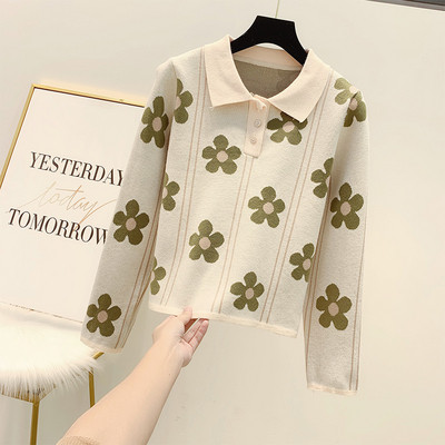 Pulover de dama cu guler si model floral in trei culori