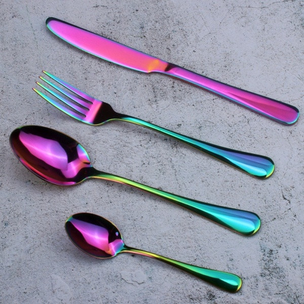 Комплект от четири броя прибори за хранене от неръждаема стомана 