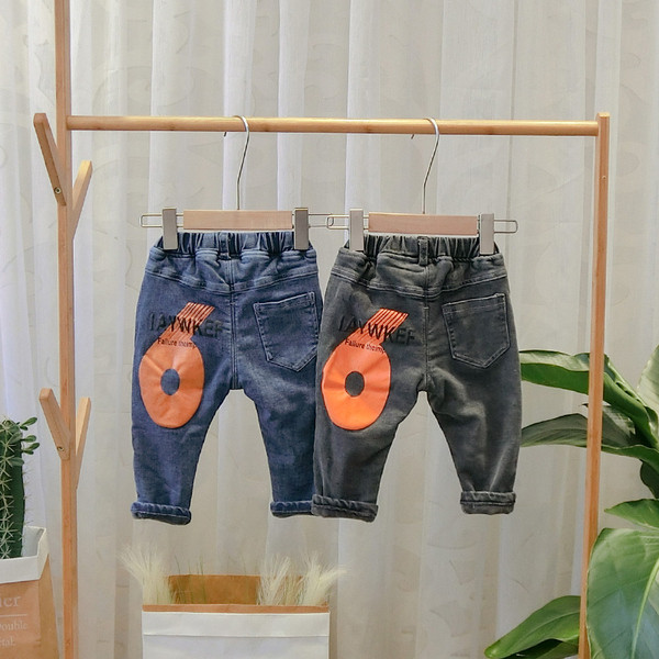 Blugi moderni pentru copii cu imprimeu pentru baieti in albastru si gri