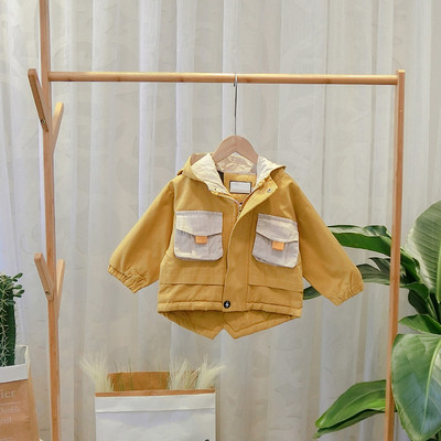 Új modell, kapucnis gyerek őszi kabát fiúknak sárga és bézs színben