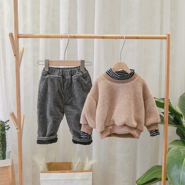 Model nou de pantaloni copii pentru baieti in negru, gri si maro