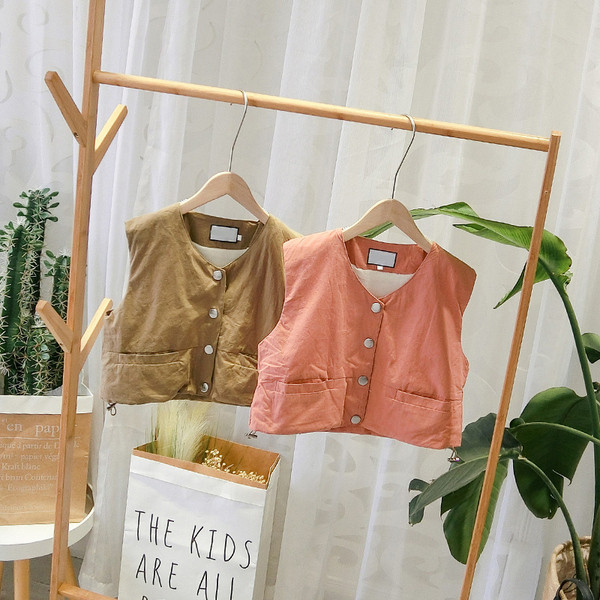 Vesta zilnica pentru copii pentru baieti in negru, maro si roz