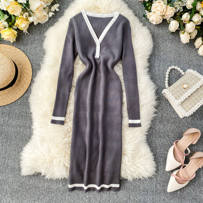 Alkalmi női ruha spitz nyakkivágással, több színben