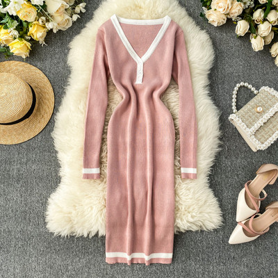 Alkalmi női ruha spitz nyakkivágással, több színben