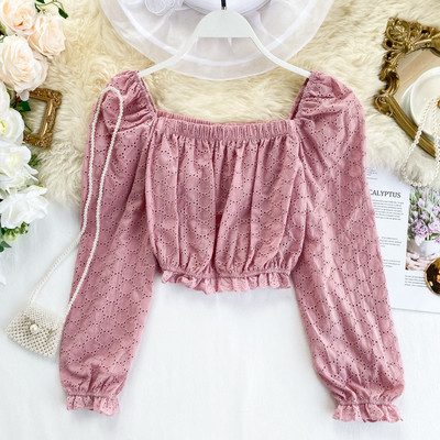 Μοντέρνα κοντή γυναικεία μπλούζα με τετράγωνη λαιμόκοψη σε διάφορα χρώματα