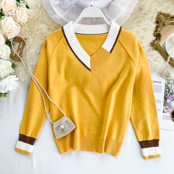 Μοντέρνο γυναικείο πουλόβερ με V-λαιμόκοψη σε διάφορα χρώματα