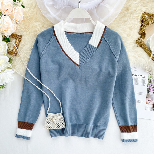 Μοντέρνο γυναικείο πουλόβερ με V-λαιμόκοψη σε διάφορα χρώματα