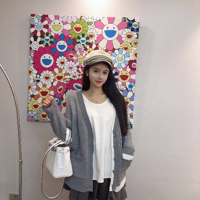 Női széles kardigán szürke zsebekkel és rátéttel