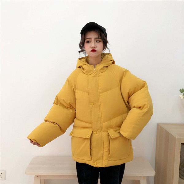 Hosszú téli kabát gombokkal és zsebekkel, négy színben