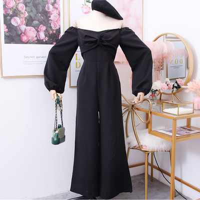 Salopeta de dama moderna cu umerii goi si maneci lungi in mai multe culori