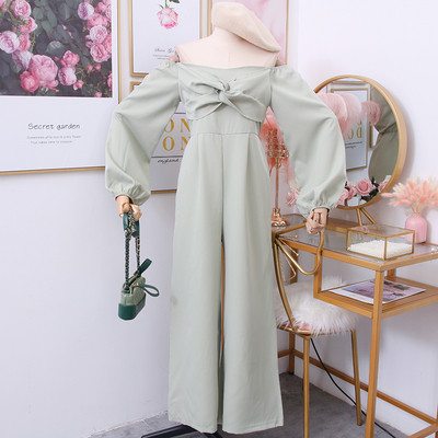 Salopeta de dama moderna cu umerii goi si maneci lungi in mai multe culori