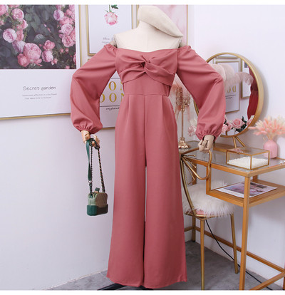 Salopeta de dama moderna cu umerii goi si maneci lungi in mai multe culori