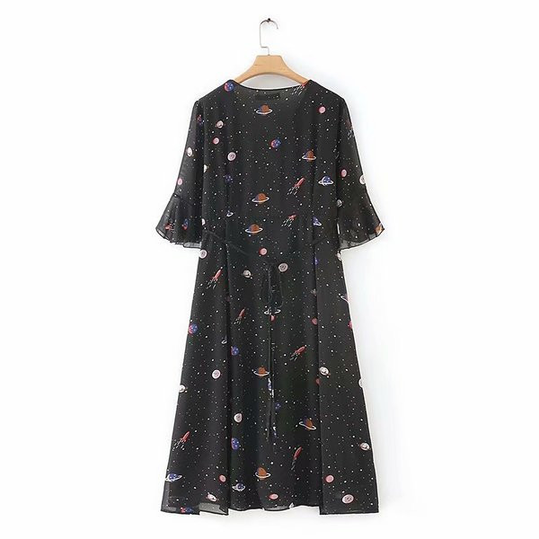 Rochie lungă de damă model NOU cu mâneci scurte și decolteu adânc în negru