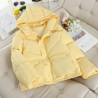 Női téli kabát kapucnival és zsebekkel, négy színben