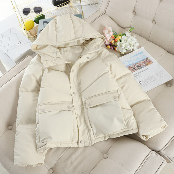 Női téli kabát kapucnival és zsebekkel, négy színben