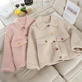 Palton scurt de dama cu nasturi colorati in mai multe culori