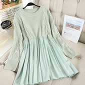 Разкроена дамска рокля с дълъг ръкав в пет цвята