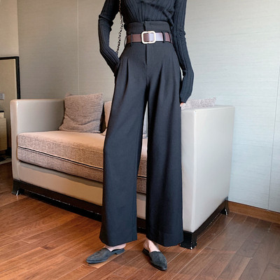 Hosszú és széles nadrág magas derékkal, fehér és fekete színben