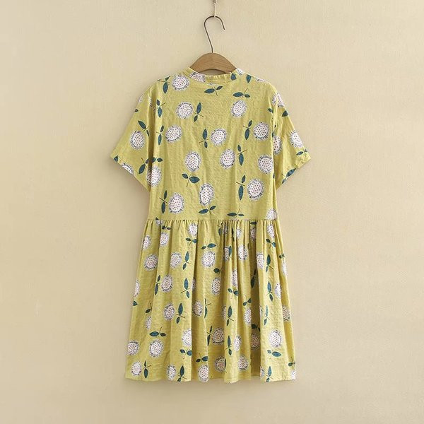 Γυναικείο κοντό καθημερινό φόρεμα με λαιμόκοψη και κοντό μανίκι σε κίτρινο χρώμα