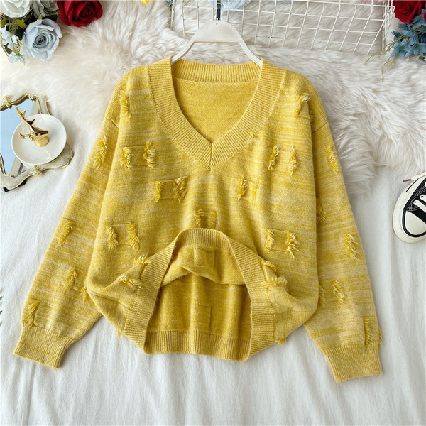 Μοντέρνο γυναικείο πουλόβερ  με λαιμόκοψη σε κίτρινο και ροζ χρώμα