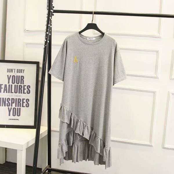 Alkalmi női ruha aszimmetrikus modell rövid ujjú szürke és fekete színben