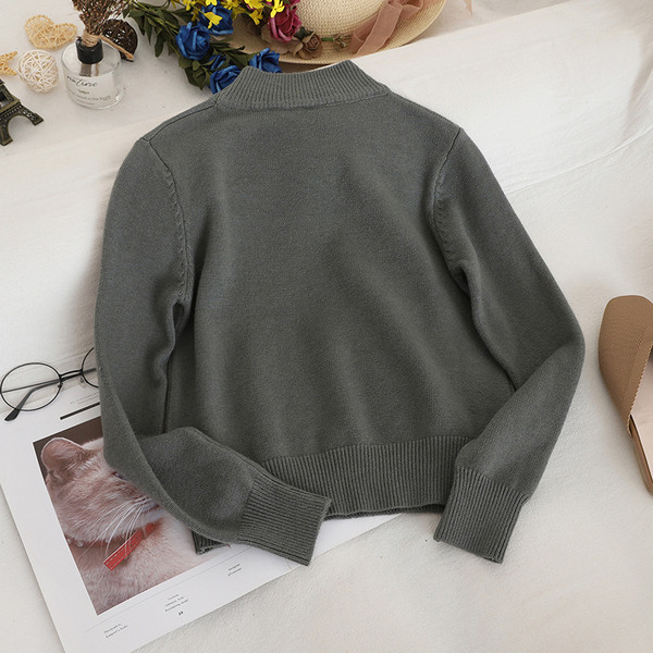 Καθημερινό γυναικείο πουλόβερ κλασικό μοντέλο σε επτά χρώματα