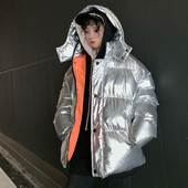 Jacheta scurta de dama actuala in trei culori cu gluga