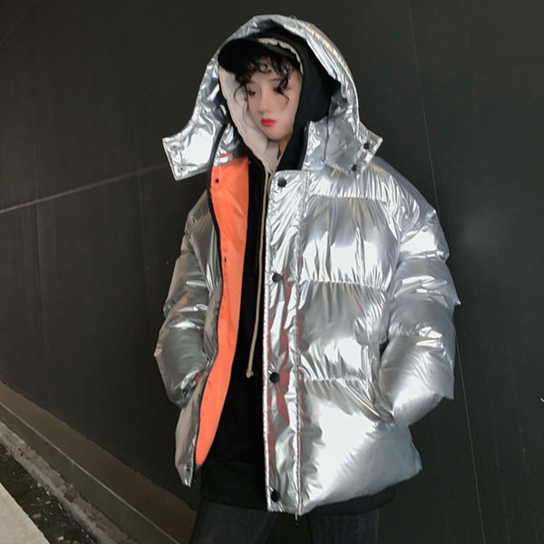 Jacheta scurta de dama actuala in trei culori cu gluga