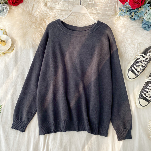 Μοντέρνο γυναικείο πουλόβερ με ντεκολτέ κλασικό μοντέλο σε διάφορα χρώματα