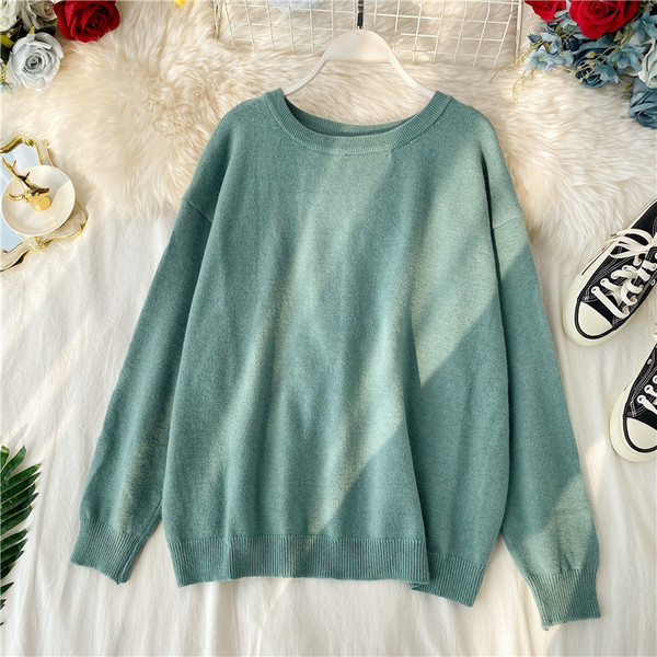 Μοντέρνο γυναικείο πουλόβερ με ντεκολτέ κλασικό μοντέλο σε διάφορα χρώματα