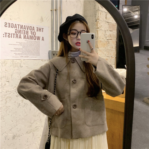 Дамско ежедневно късо тънко палто в два цвята