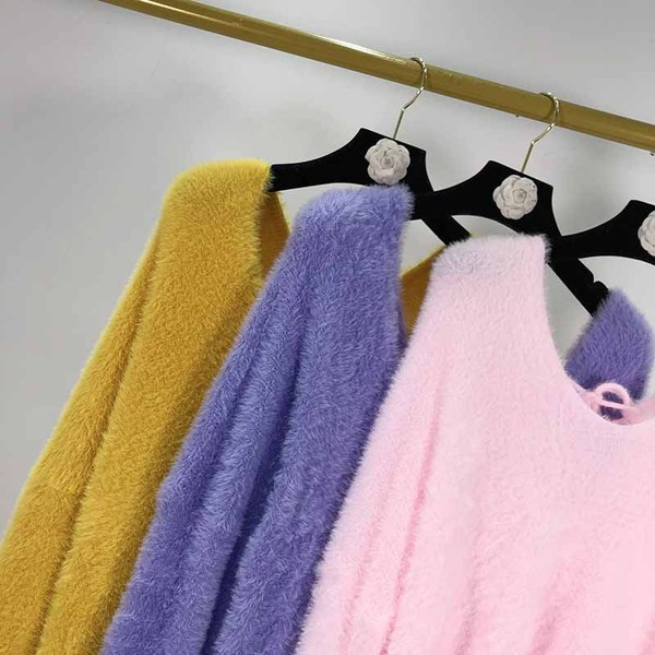 Γυναικείο απαλό πουλόβερ εξώπλατο με κορδόνια