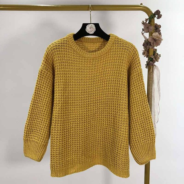 Γυναικείο πουλόβερ με 7/8 μανίκια σε κόκκινο, κίτρινο και μπλε χρώμα