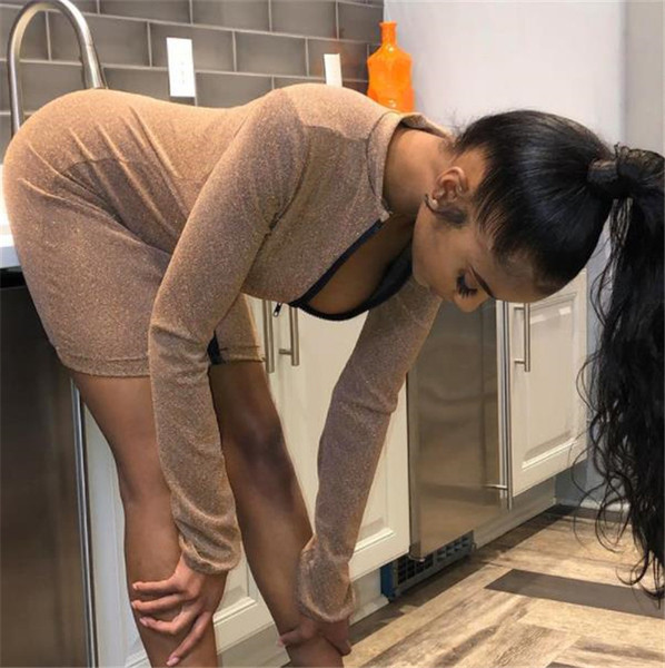 Modern női rövid ruha cipzárral bézs színben