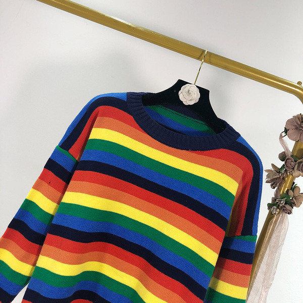 Μακρύ ριγέ πουλόβερ με ωοειδές λαιμόκοψη