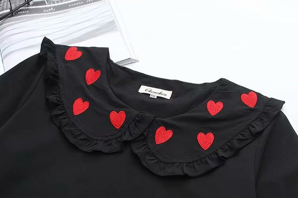 Alkalmi női rövid ruha rövid ujjal és O-nyakú fekete színben