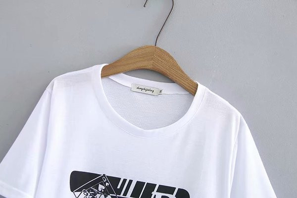 Rochie scurta dama casual model lat cu aplicatie in alb si negru