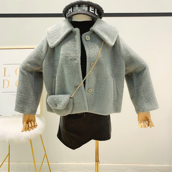 Palton de dama din puf cu nasturi + geanta in mai multe culori