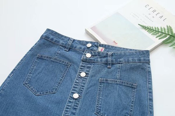 Lezser női rövid farmerszoknya kék zsebekkel