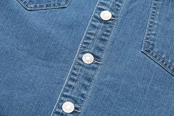 Lezser női rövid farmerszoknya kék zsebekkel