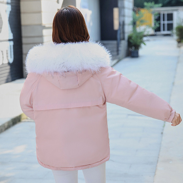 Geaca de iarna de dama moderna model asimetric